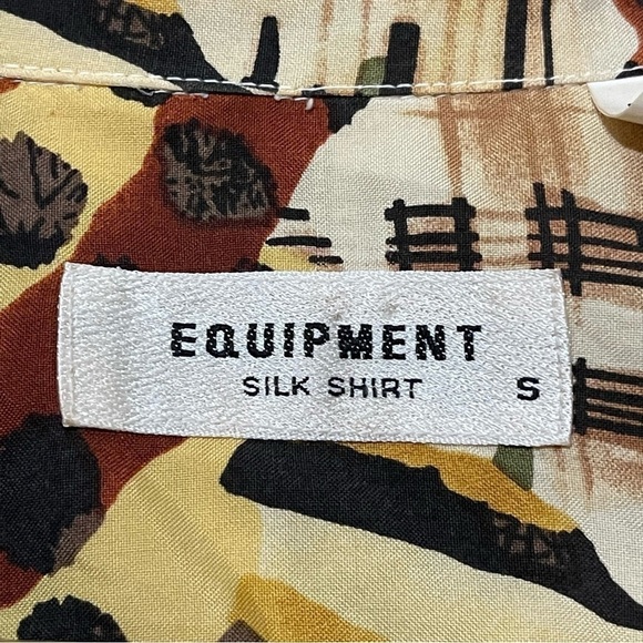 Equipment Silk Mixed Animal Print Long Sleeve Button Front Top Size Small Women - Picture 8 of 9